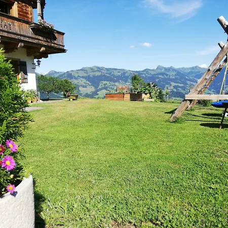Hof Zenzern Apartment Kitzbühel
